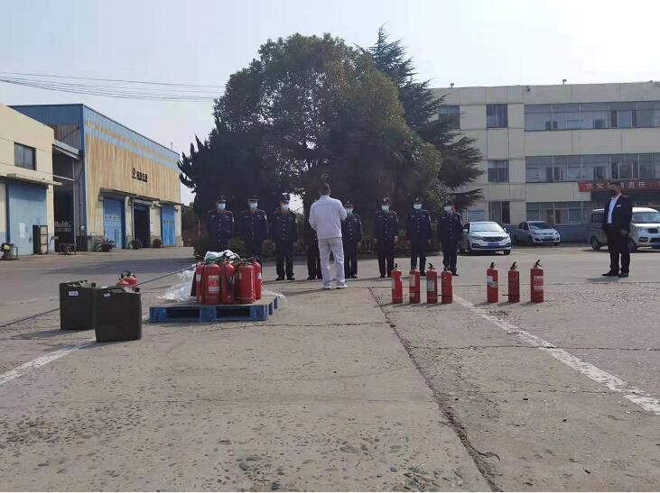 獵鷹保安公司積極組織，開展消防實戰(zhàn)演練，防患于未“燃”