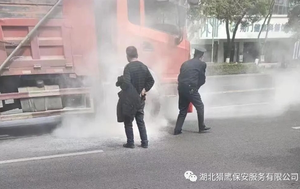當(dāng)保安人員提供門衛(wèi)服務(wù)的時候，這2點要注意！